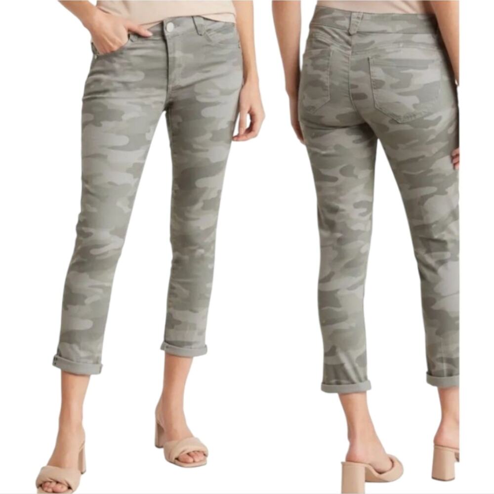 Democracy Ab-solution Camo Print Crop Pants, Casual Olive Green Camouflage Pants